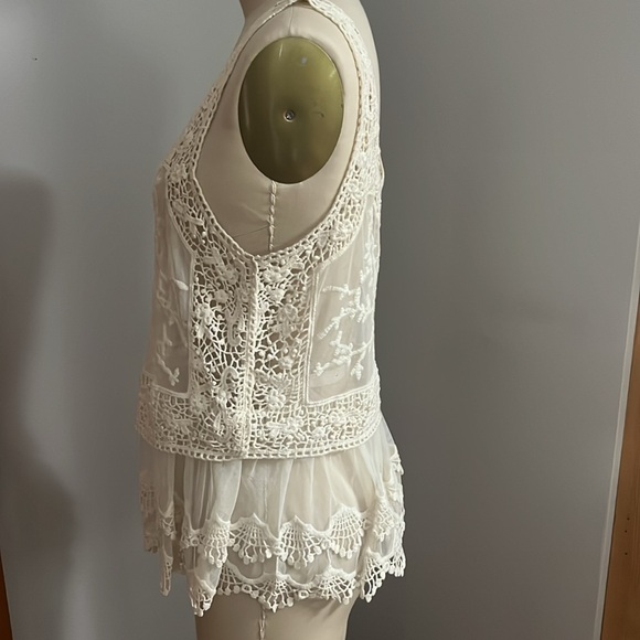 Express Crochet Top - Picture 5 of 7